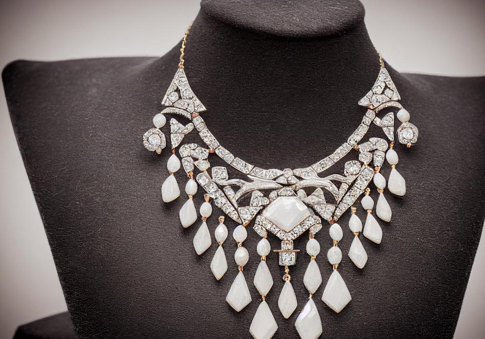 How To Type Bridal Necklaces with Each Gown Neckline