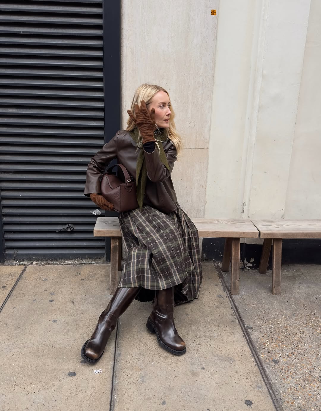 If You Need to Look Stylish and Wealthy This Winter, Make Certain You Personal This Non-Denim Pant Development