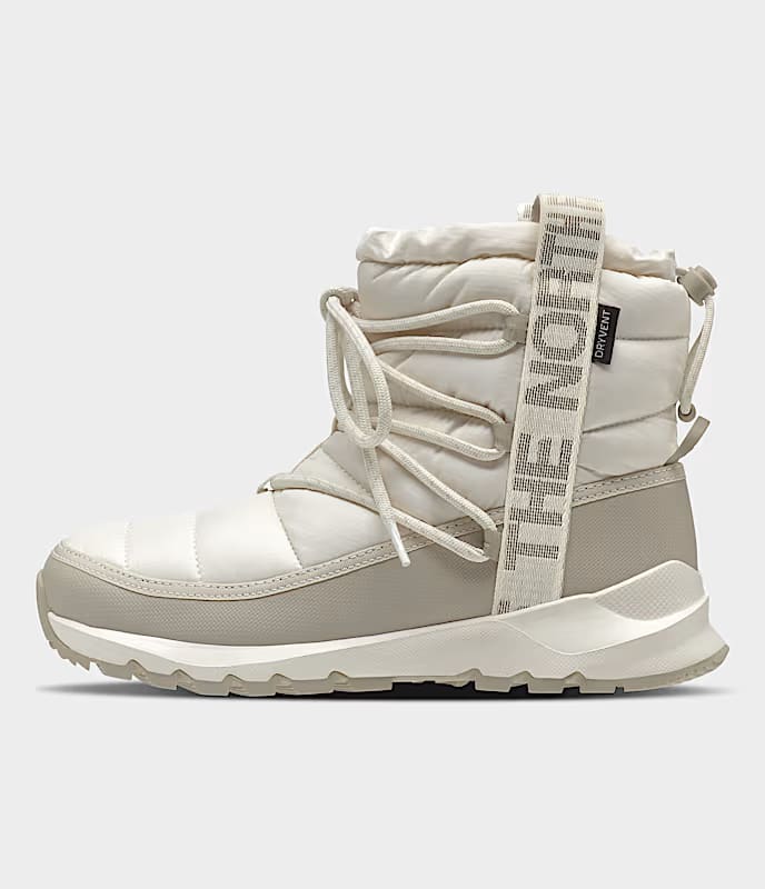 From Cozy Fleeces to Cool-Lady Puffers, These Are the Presents I am Giving My Most Fashionable Pals