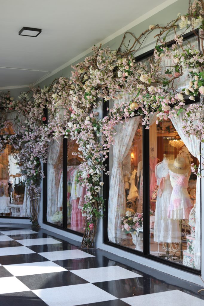 PALM BEACH TRAVEL GUIDE