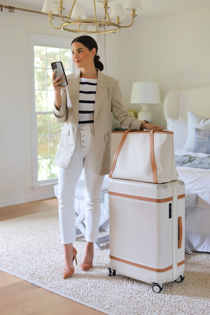 MY TOP TRAVEL ESSENTIALS